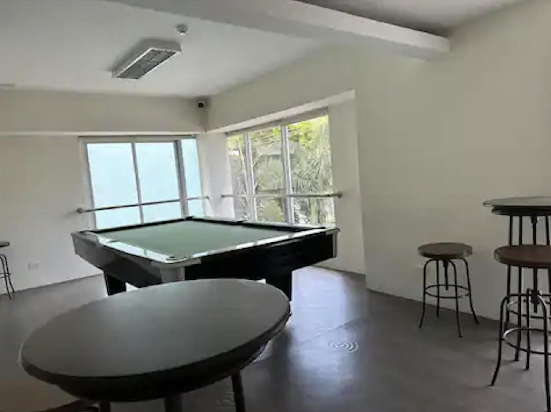 Veronica'S Homestay At Marina Spatial Condo Dumaguete City Exterior photo