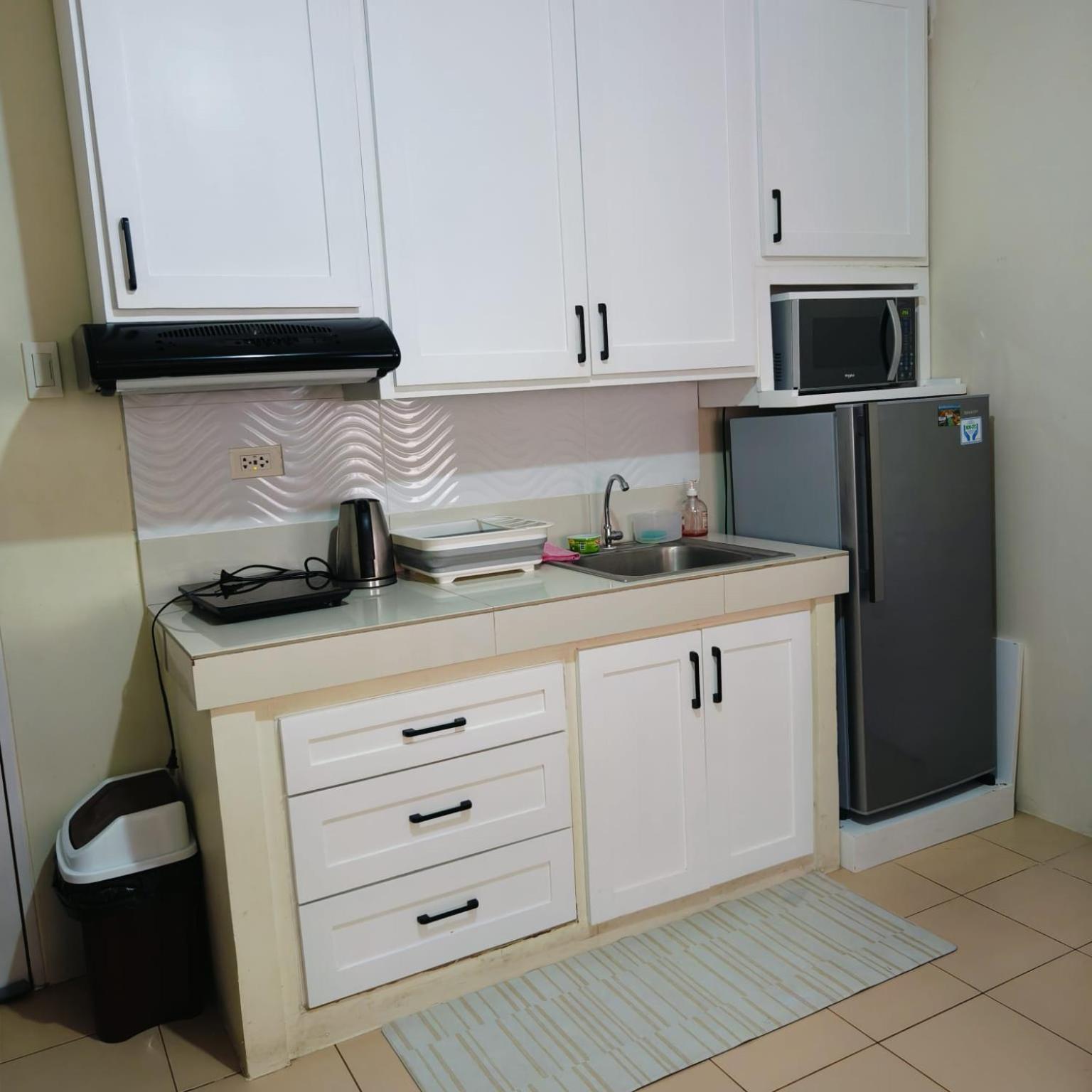 Veronica'S Homestay At Marina Spatial Condo Dumaguete City Exterior photo